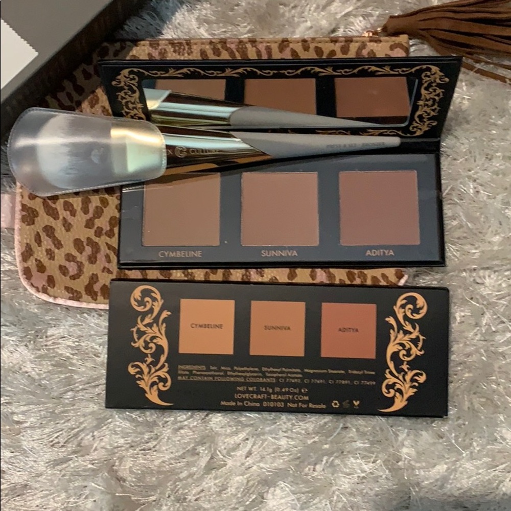 Lovecraft Bronzer Palette & Complex Culture Brush - Picture 4 of 4